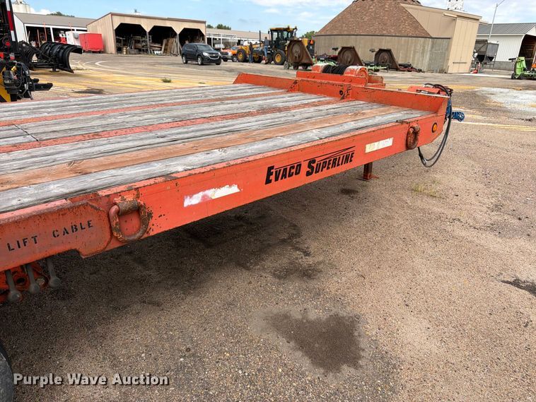 image for item DY3324 2002 Evaco Superline equipment trailer