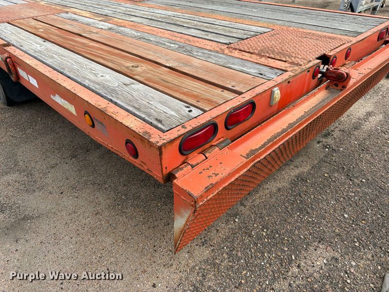 image for item DY3324 2002 Evaco Superline equipment trailer