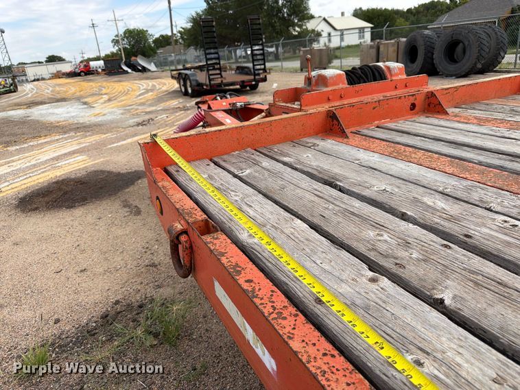 image for item DY3324 2002 Evaco Superline equipment trailer