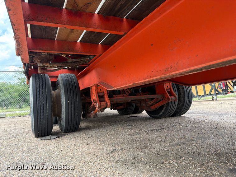 image for item DY3324 2002 Evaco Superline equipment trailer