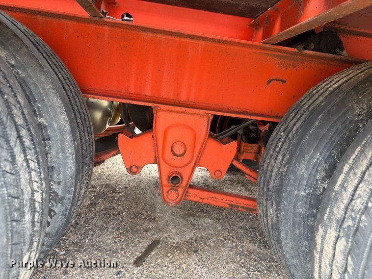 image for item DY3324 2002 Evaco Superline equipment trailer