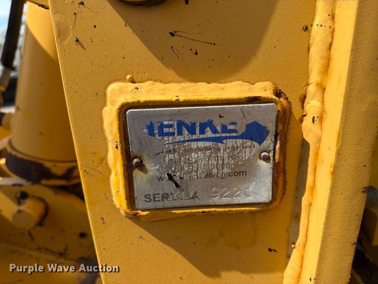 image for item DY3327 2005 John Deere 670D motor grader