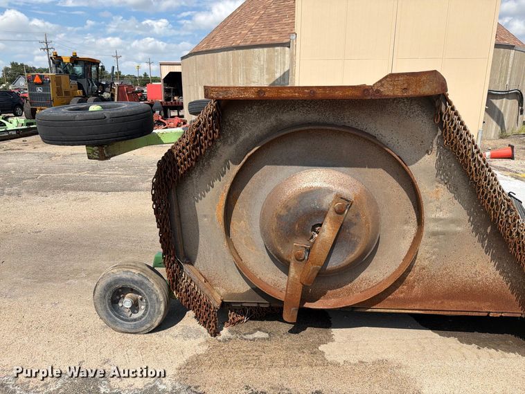 image for item DY3331 Schulte XH1500 batwing rotary mower