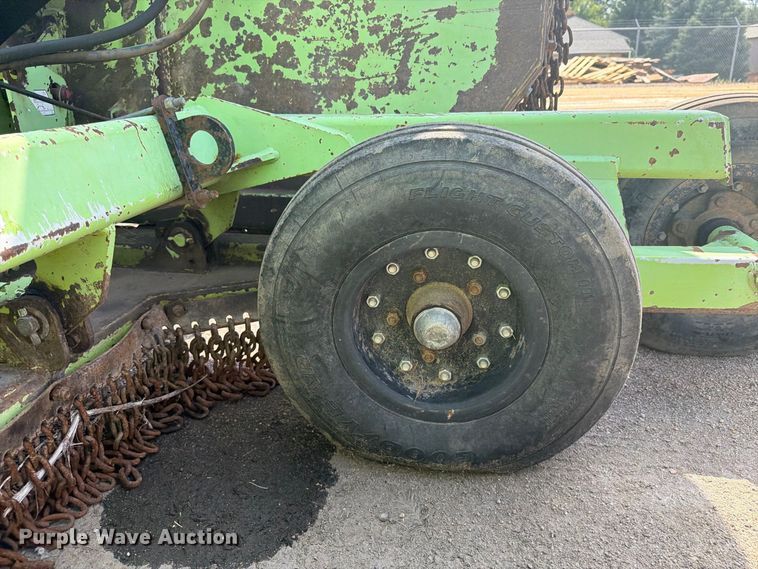 image for item DY3331 Schulte XH1500 batwing rotary mower
