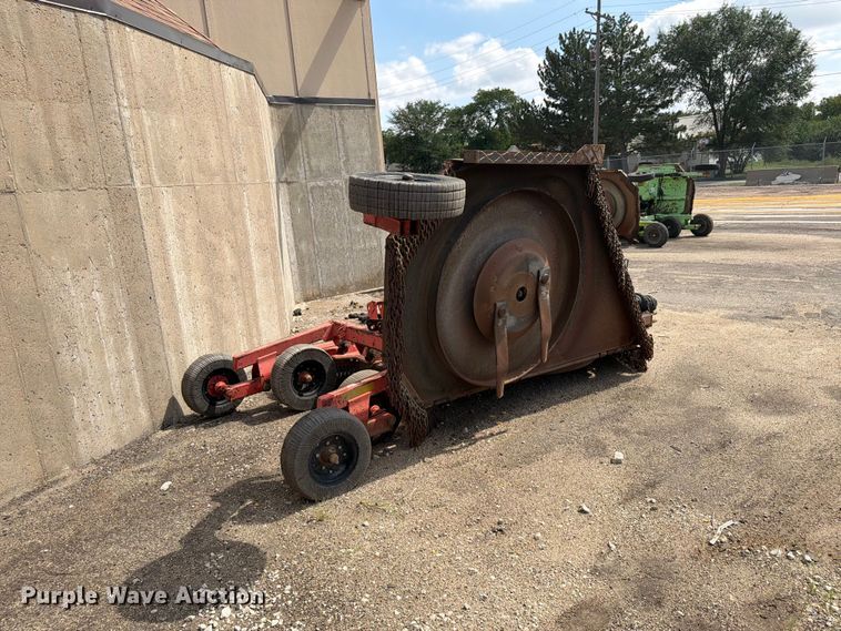 image for item DY3332 2000 Schulte XH1000 rotary mower