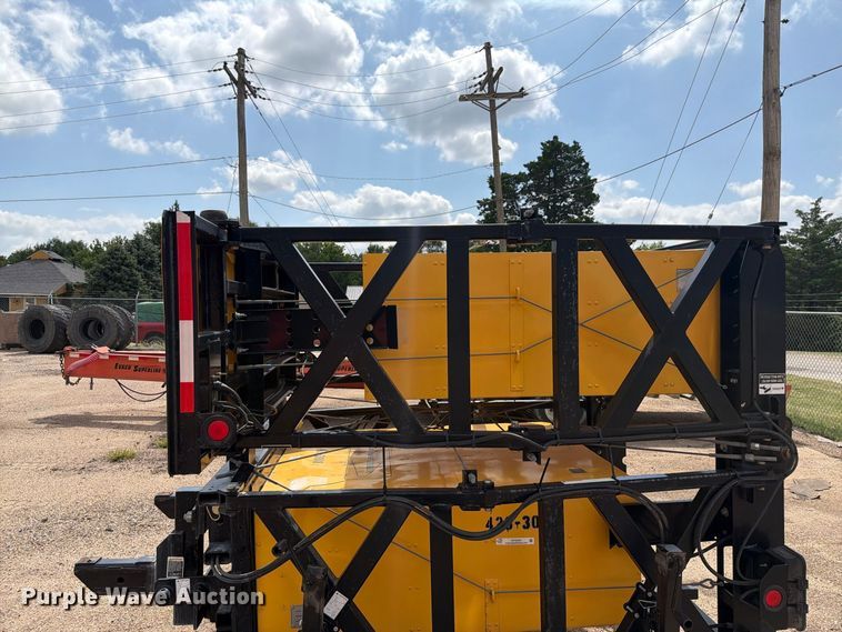 image for item DY3333 Trinity Highway Products crash attenuator