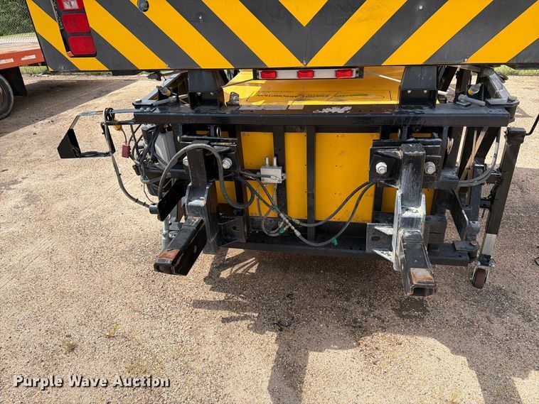 image for item DY3333 Trinity Highway Products crash attenuator