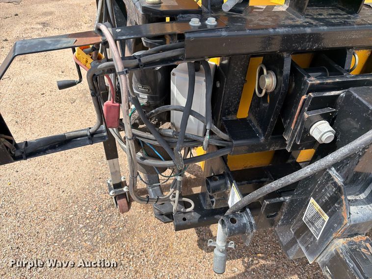 image for item DY3333 Trinity Highway Products crash attenuator