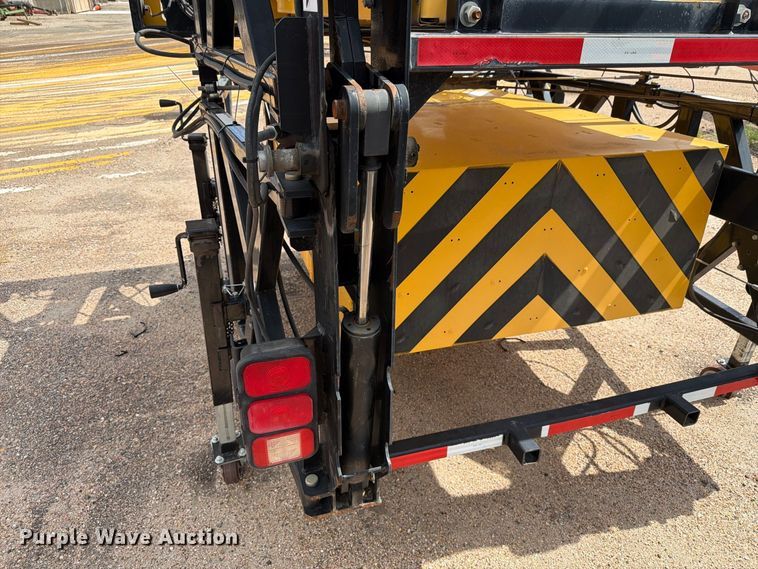 image for item DY3333 Trinity Highway Products crash attenuator
