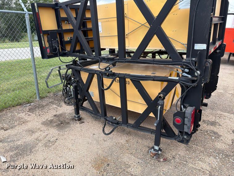 image for item DY3334 Quixote Company crash attenuator