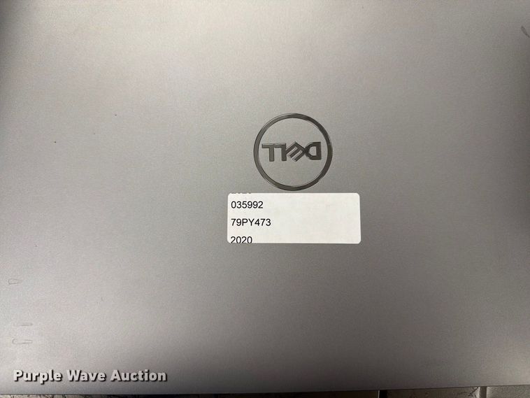 image for item DY3338 Dell (10) Dell laptops