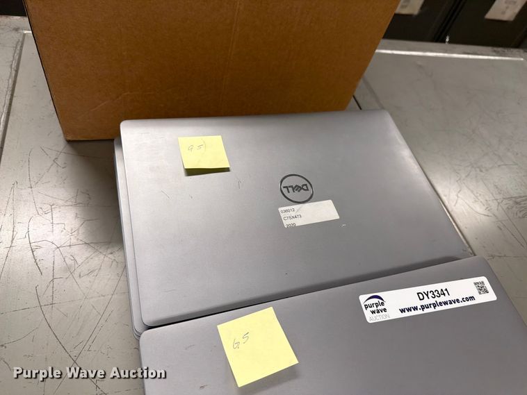 image for item DY3341 (10) Dell laptops