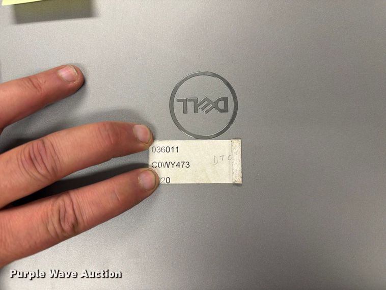 image for item DY3341 (10) Dell laptops