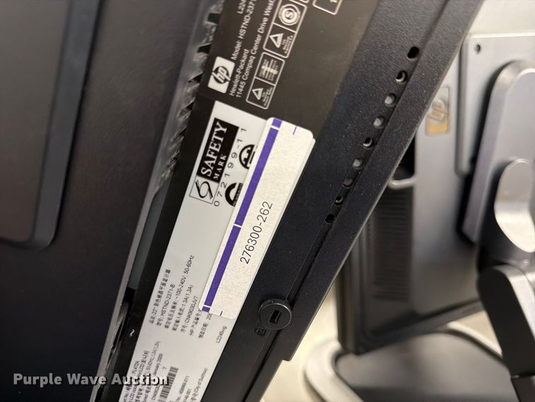 image for item DY3343 (15) HP computer monitors