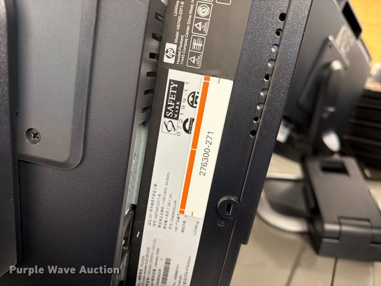 image for item DY3343 (15) HP computer monitors