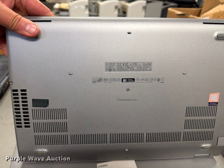 image for item DY3345 (5) Dell Laptops