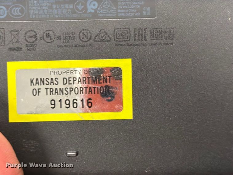 image for item DY3346 (10) Dell laptops