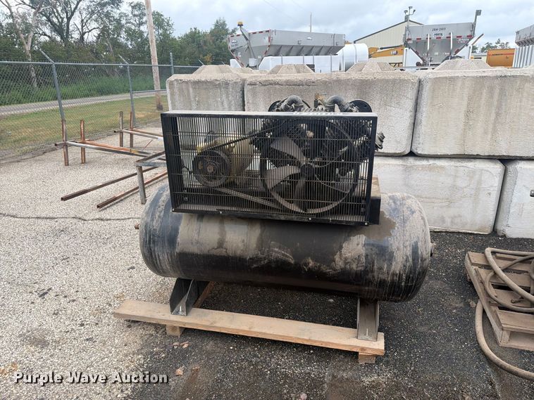 image for item DY3349 American Industrial air compressor