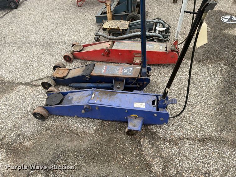image for item DY3350 Tools