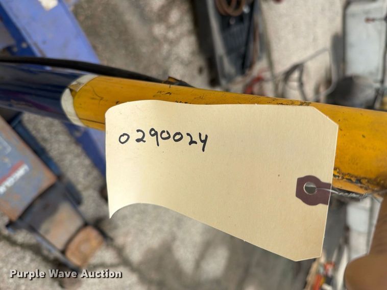 image for item DY3350 Tools