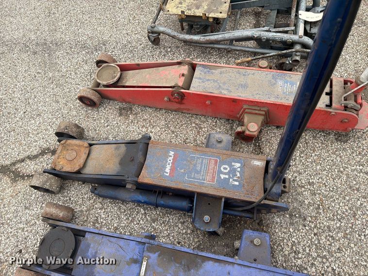 image for item DY3350 Tools