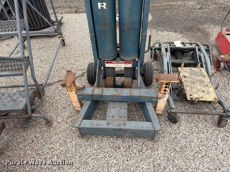image for item DY3350 Tools