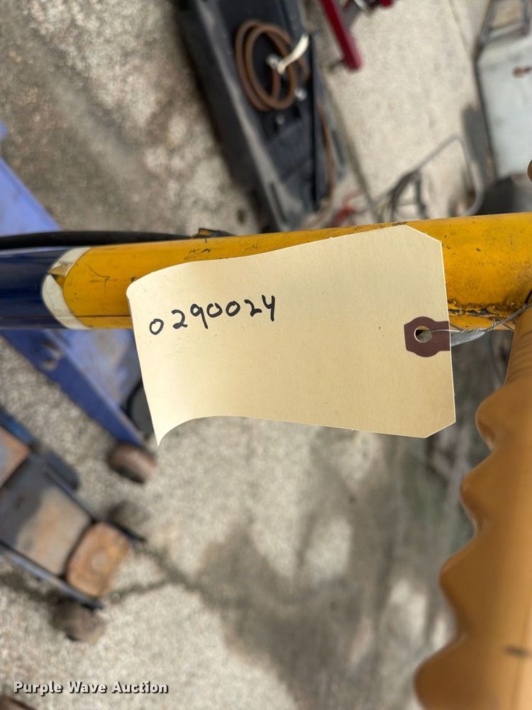 image for item DY3350 Tools