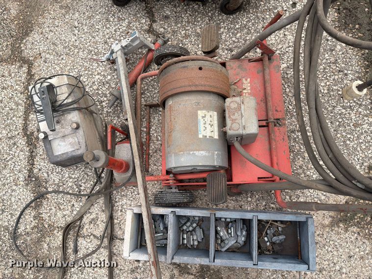 image for item DY3351 Tools