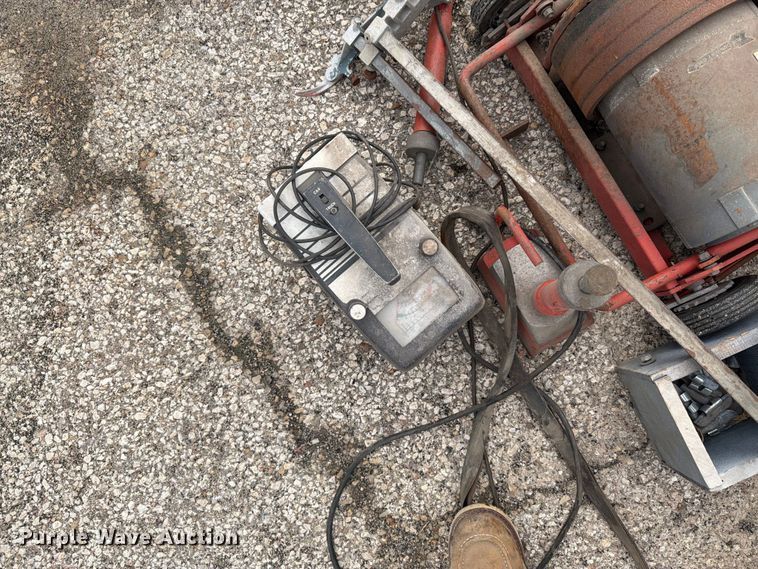 image for item DY3351 Tools