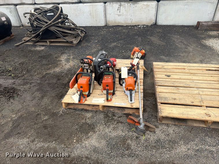 image for item DY3353 Lawn equipment