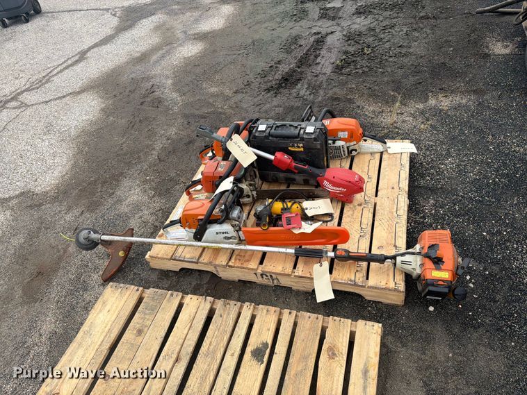 image for item DY3353 Lawn equipment