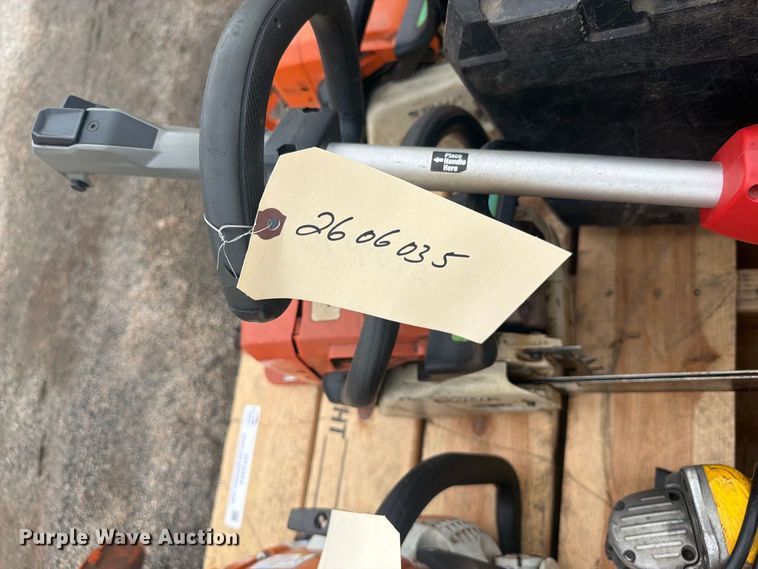 image for item DY3353 Lawn equipment