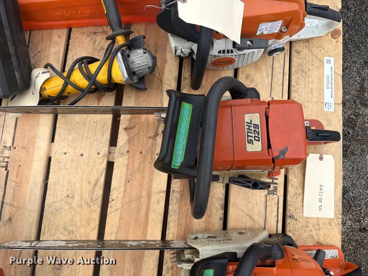 image for item DY3353 Lawn equipment