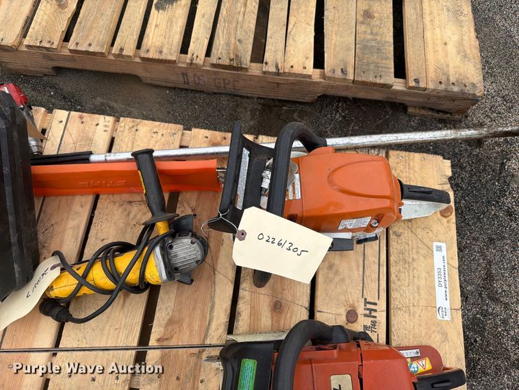 image for item DY3353 Lawn equipment