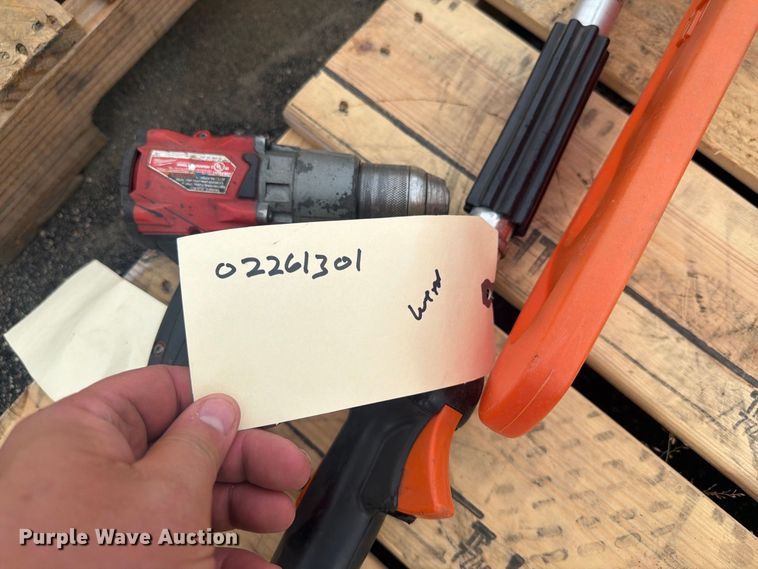 image for item DY3353 Lawn equipment