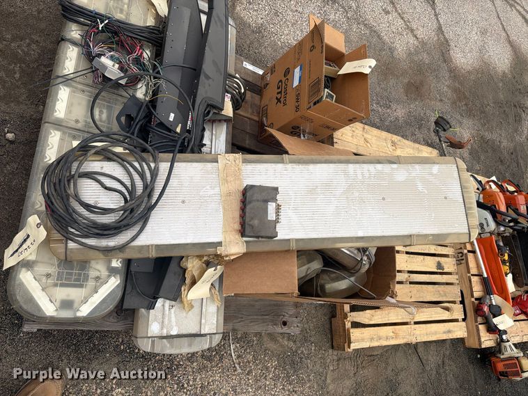 image for item DY3354 (5) light bars