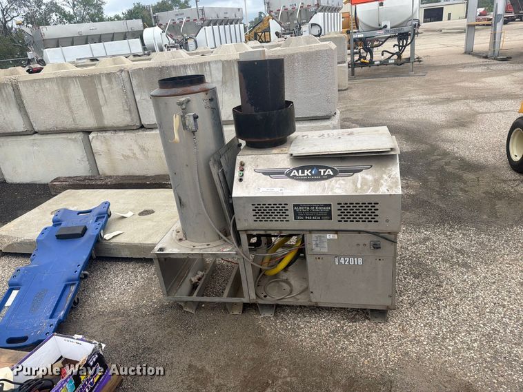image for item DY3355 Alkota 4201B hot pressure washer