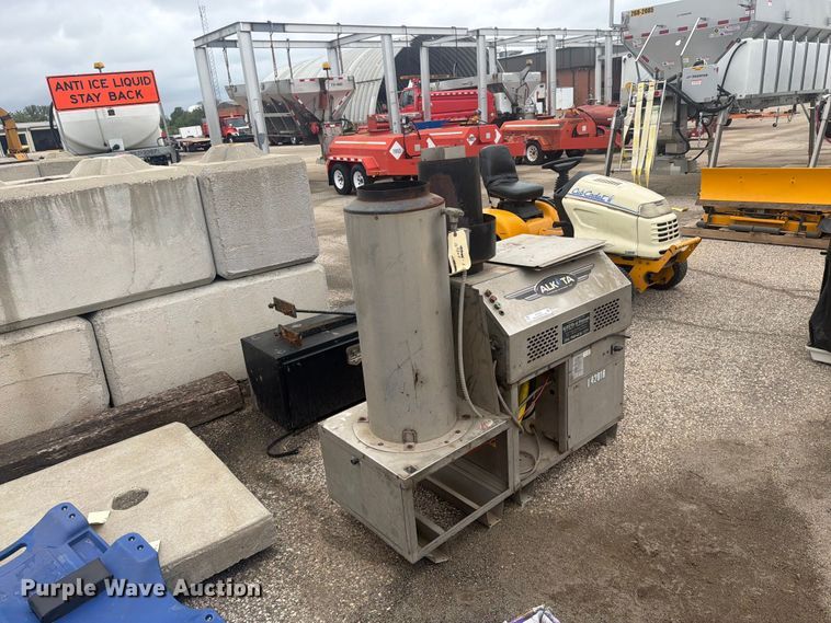 image for item DY3355 Alkota 4201B hot pressure washer