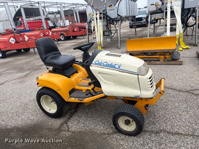 image for item DY3356 Cub Cadet 3206 lawn mower