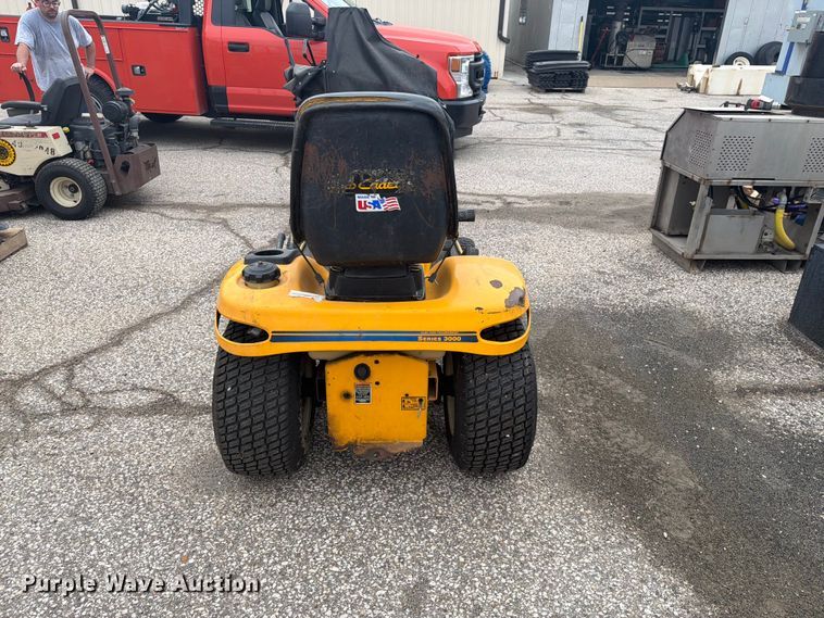 image for item DY3356 Cub Cadet 3206 lawn mower