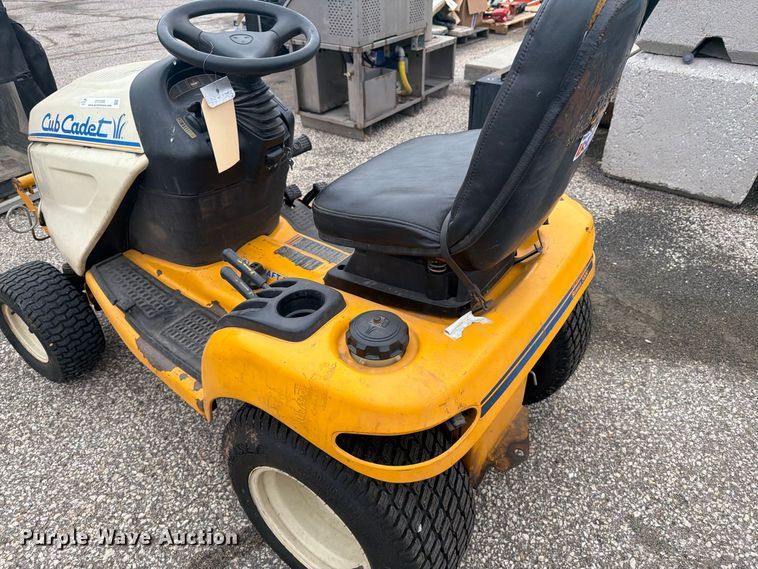 image for item DY3356 Cub Cadet 3206 lawn mower