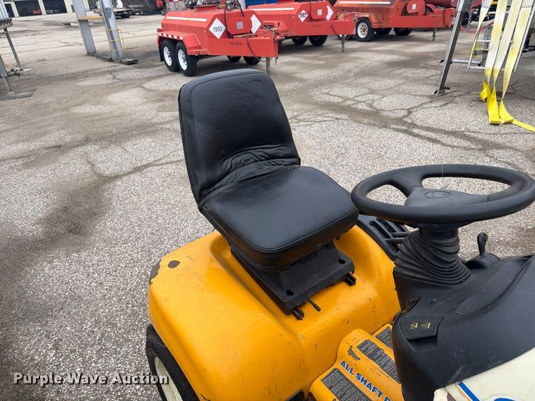 image for item DY3356 Cub Cadet 3206 lawn mower