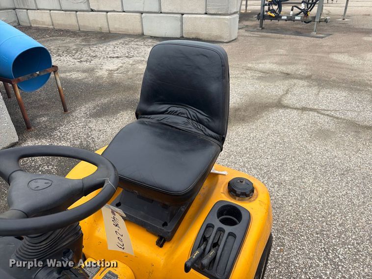 image for item DY3356 Cub Cadet 3206 lawn mower