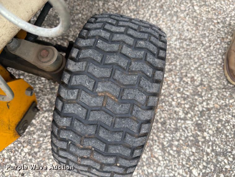 image for item DY3356 Cub Cadet 3206 lawn mower