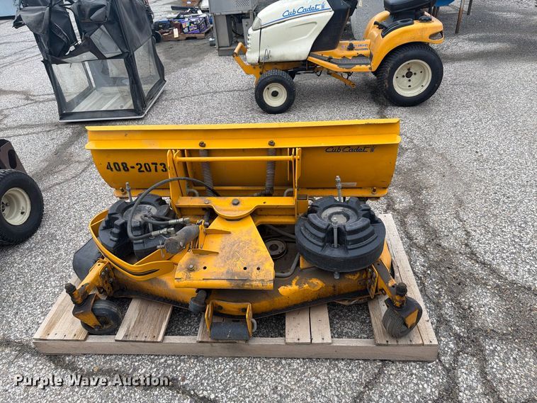 image for item DY3356 Cub Cadet 3206 lawn mower