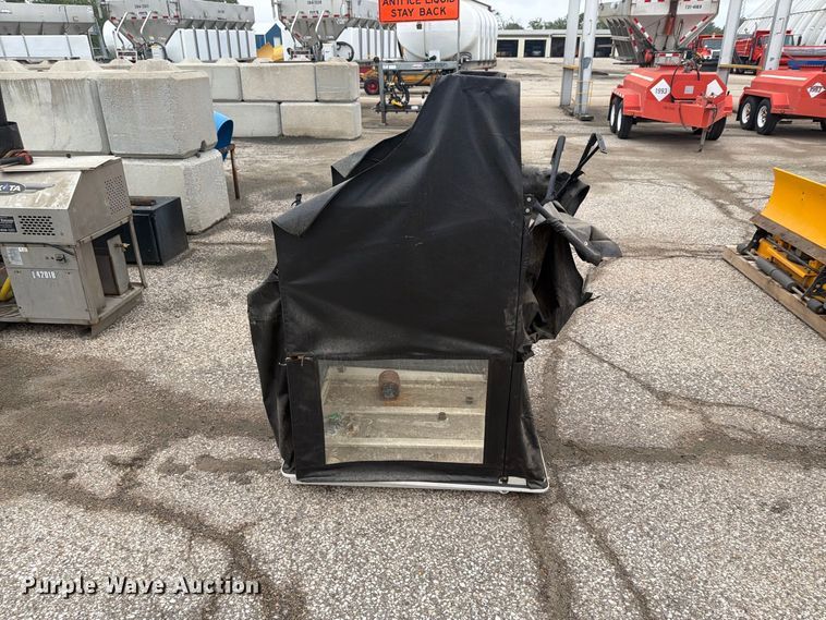 image for item DY3356 Cub Cadet 3206 lawn mower