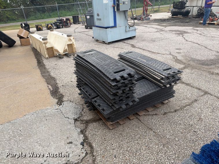 image for item DY3359 Portable rumble strips