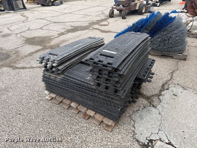 image for item DY3359 Portable rumble strips