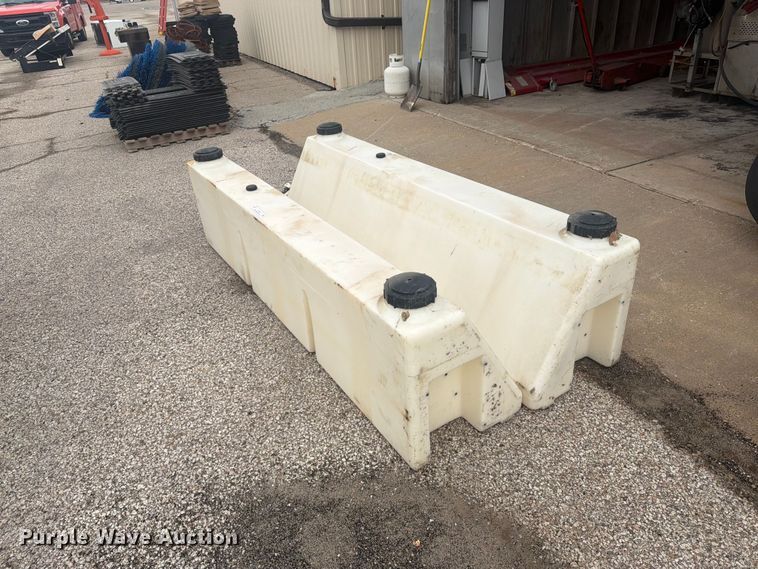 image for item DY3360 (2) saddle tanks