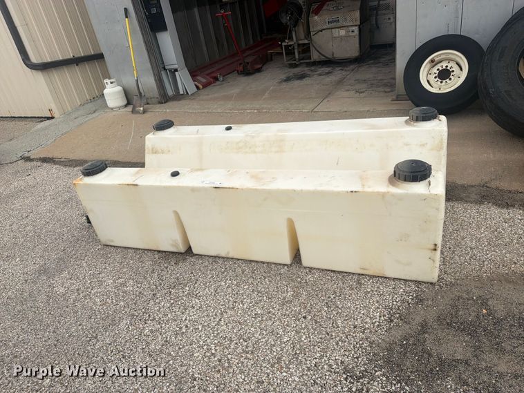 image for item DY3360 (2) saddle tanks